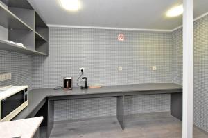 Köök või kööginurk majutusasutuses Canyon Hostel City Center