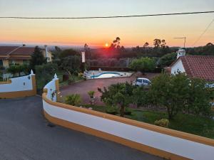 Afbeelding uit fotogalerij van Charming Villa in Igreja Nova do Sobral with Private Pool in Sobral