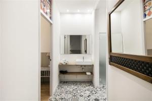 Kúpeľňa v ubytovaní Apartment in downtown Barcelona - Vintage
