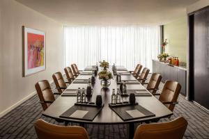 สิ่งอำนวยความสะดวกทางธุรกิจและ/หรือห้องประชุมที่ Anantara The Marker Dublin- A Leading Hotel of the World