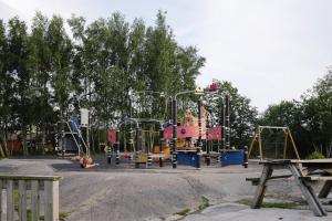 Herní místnost nebo prostor pro děti v ubytování GrebbestadFjorden