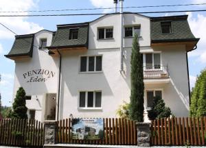 Budova, v ktorej sa penzión nachádza