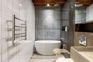 Bany a Modern & Stylish 3BR in Redfern