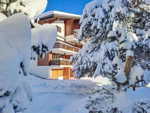 Apartment Vert Pré 2 by Interhome durante l'inverno