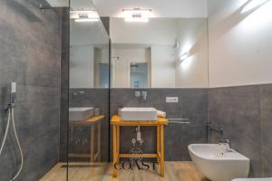 Ένα μπάνιο στο White Sea House - Trilocale Moderno e spazioso