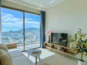 TV a/nebo společenská místnost v ubytování Căn Hộ Du Lịch The Sóng Vũng Tàu - Nhi Homestay