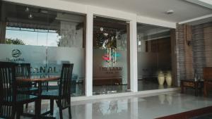 Gallery image of The Canal Homestay in Probolinggo