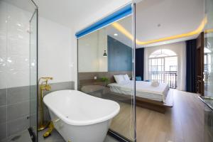 Koupelna v ubytování Tiamo Hotel