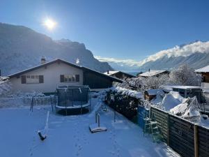 Ferienwohnung Sonnenseite Brienz v zimě