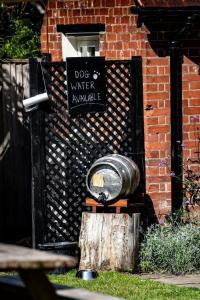 Foto dalla galleria di The Stag and Huntsman at Hambleden a Henley on Thames