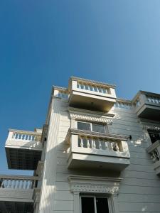 El edificio en el que está la casa vacacional 13 fotos más