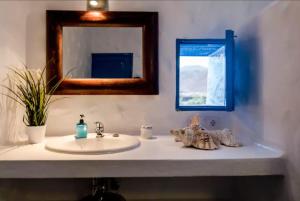 Fotografia z galérie ubytovania Seaside Villa La Graciosa v destinácii Pedro Barba