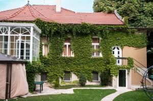 Gallery image of Hotel Bow Garden in Komárno