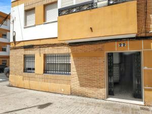 Το κτήριο όπου στεγάζεται  το διαμέρισμα