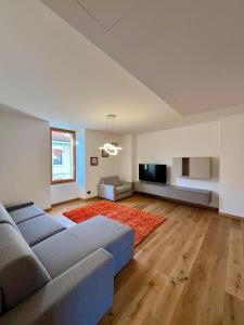 Et tv og/eller underholdning på La Finestra Sul Corso