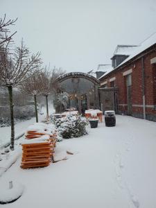 Le Logis du Plateau v zimě