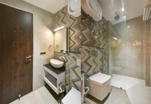 Et badeværelse på The Grand Plaza + 11 billeder