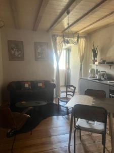 Køkken eller tekøkken på Appartement prestige, cour Paoli + 14 billeder