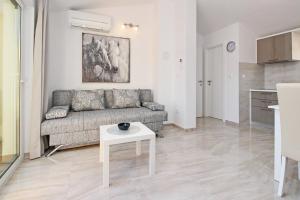 Kuchyň nebo kuchyňský kout v ubytování Sunshine Residence Baska