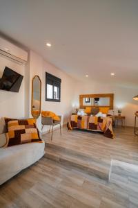 Posedenie v ubytovaní Center Suites San Eloy + 37 fotografií