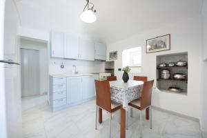 A kitchen or kitchenette at Agriturismo Villantica