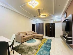 Foto dalla galleria di Danso apartment a Tokuse Altre 22 foto