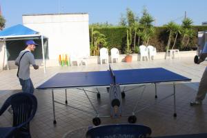 Stolní tenis v ubytování Residence Oasi Salento nebo okolí
