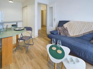 Posezení v ubytování À 110 m de la plage, appartement moderne pour 4 + 10 fotografií