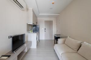 Billede fra billedgalleriet på Luxury Condo Libary Pool Gym BTS King Bed i Bangkok + 49 billeder