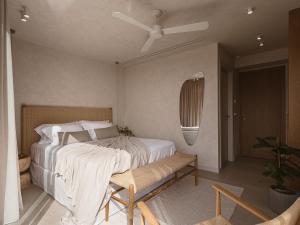 Postel nebo postele na pokoji v ubytování Villa Albero - Sea View Escape