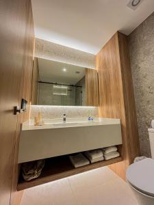 Ένα μπάνιο στο MantaHost Hotel