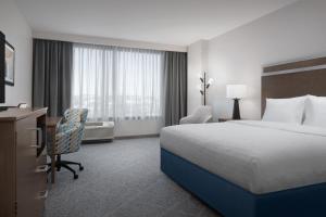 Postel nebo postele na pokoji v ubytování Hampton Inn Washington DC NoMa Union Station