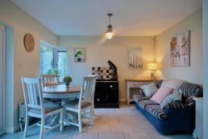 Kuchyň nebo kuchyňský kout v ubytování Millstone Cottage + 13 fotografií