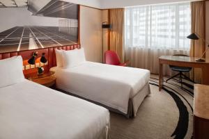Katil atau katil-katil dalam bilik di The Park Lane Hong Kong, Autograph Collection
