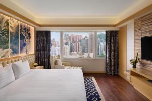 Katil atau katil-katil dalam bilik di The Park Lane Hong Kong, Autograph Collection