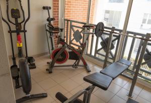 Centrum fitness w obiekcie EARRA - Villa Eki - 2 garajes, playa a 7 min a pie
