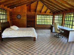 Gambar di galeri bagi Chalet con jacuzzi en Dapa di Dapa