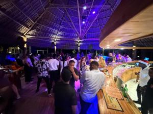 Hosté ubytování TIKI Beach Club & Resort + 37 fotografií