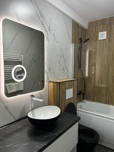 A bathroom at Ultracentral Apartment in the heart of Cluj