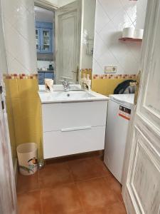 Kuchyň nebo kuchyňský kout v ubytování Un rincon en barraña