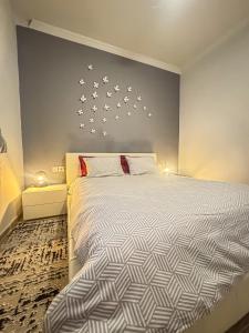 Postel nebo postele na pokoji v ubytování Estrela Comfortable Home