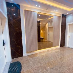 Fotografie z fotogalerie ubytování شقه فندقيه فاخره غرفتين نوم باثاث وديكور فخم v destinaci Táif