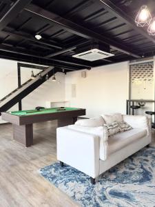 Більярд в Depa new 3 minutes from the new consulate - KYO HEXUS