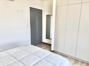 Ліжко або ліжка в номері Depa new 3 minutes from the new consulate - KYO HEXUS