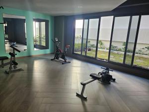 Spordikeskus ja/või sportimisvõimalused majutusasutuses Mini suite cerca del parque La Carolina Quito