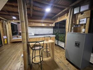 Nhà bếp/bếp nhỏ tại Glamping Manzara