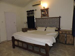 Postel nebo postele na pokoji v ubytování Zappia Cove Resort Palolem