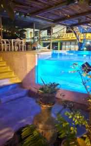 Bazén v ubytování Hideout Hostel nebo v jeho okolí