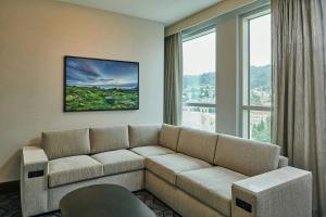 Residence Inn By Marriott Berkeley的休息区