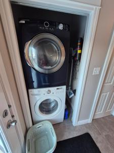 Fotografie z fotogalerie ubytování Sean Comfy Home v destinaci Edmonton